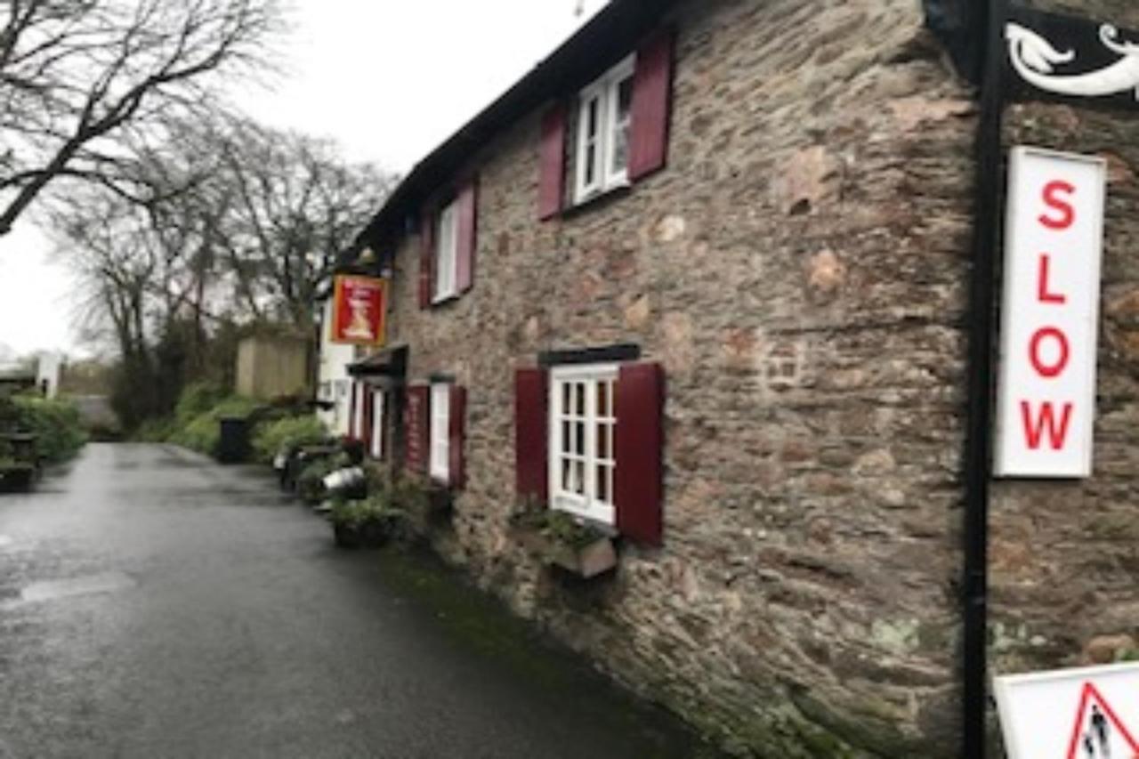 The Dolphin Inn Kingsbridge  Exterior foto