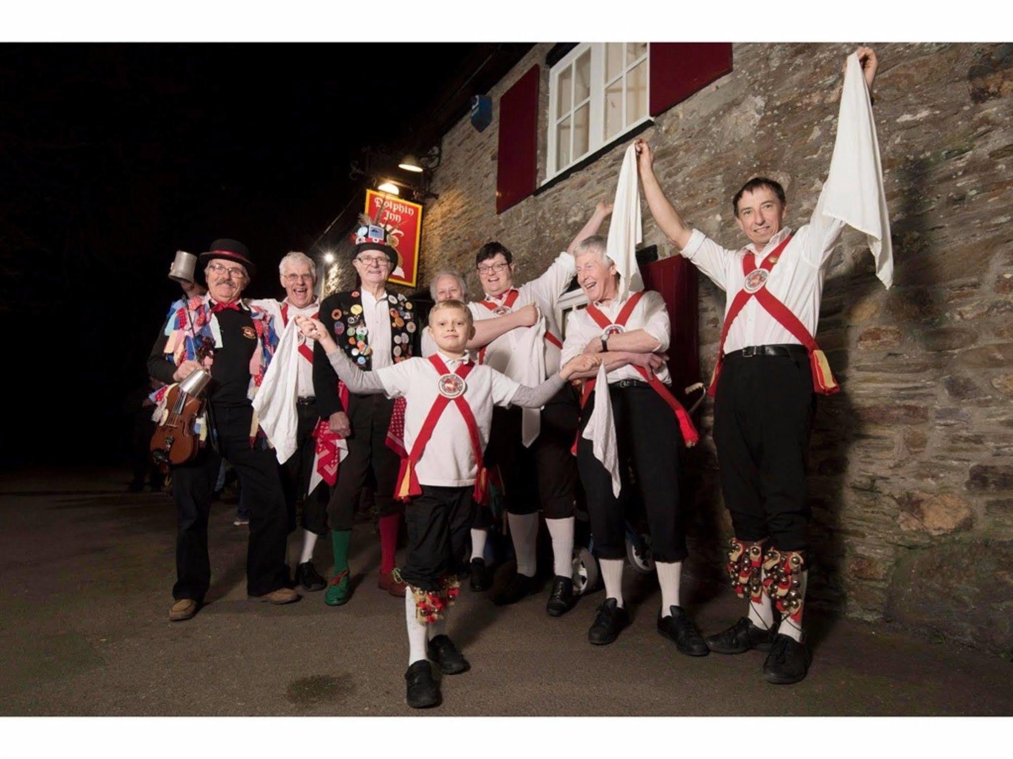 The Dolphin Inn Kingsbridge  Exterior foto